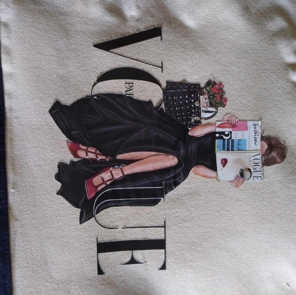 Tote - Picture 2 of 2